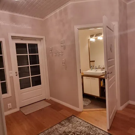 Beautiful Townhouse, Piece Of Luxury *